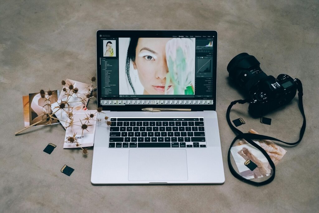 gadgets, laptop, dslr, camera, memory cards, editing, photo editing, photography
